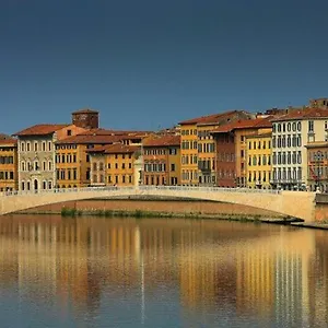 Vecchio Borgo Place